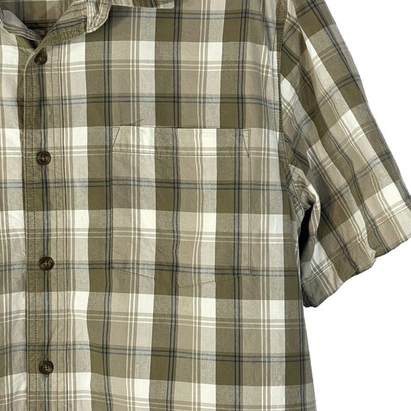 Carhartt X-Large Button-Up Shirt Relaxed Fit Plaid Pocket Short Sleeve Collared - Picture 2 of 6